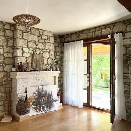 מלון Bumba House Çeşme