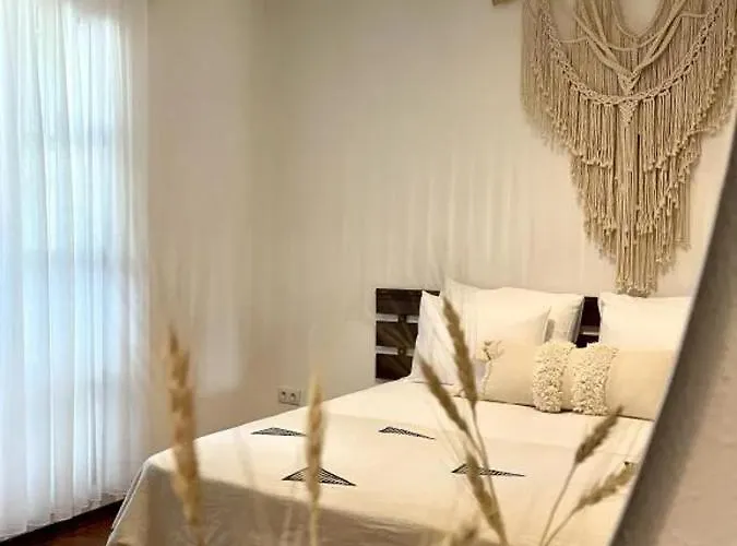 Отель Bumba House Кешме