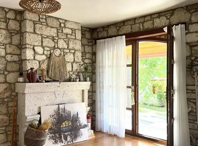 Отель Bumba House Кешме